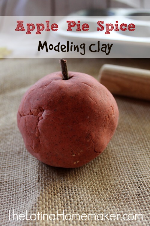 Apple Pie Spice Modeling Clay-An easy modeling clay recipe that also smells delicious!