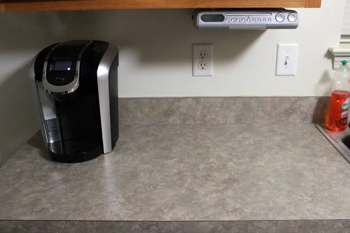 Kitchen-Counter-After