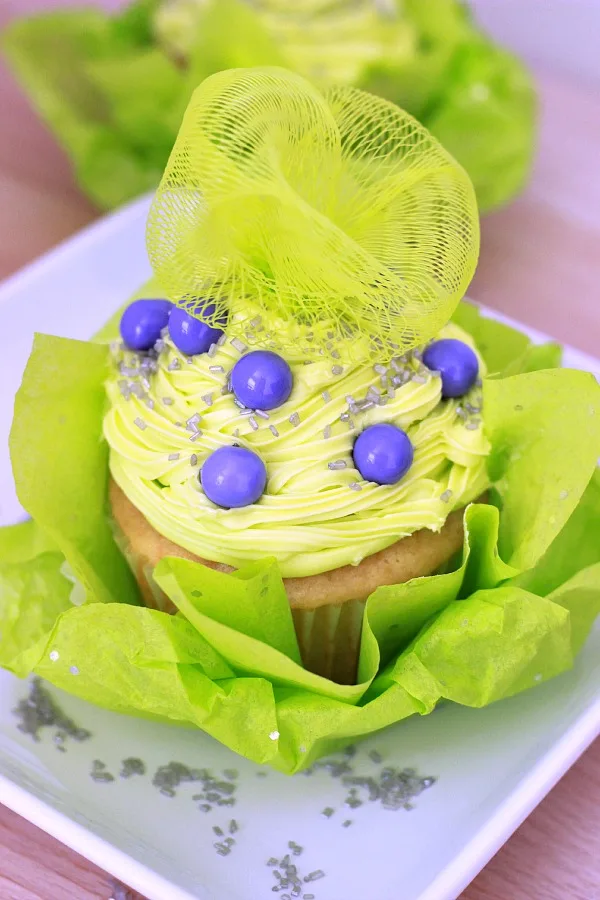 Tinker Bell Themed Cupcakes. A super simple way you can decorate cupcakes for a future Tinker Bell birthday party. Even if you don't have culinary skills!