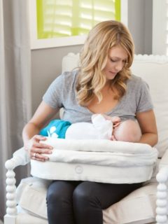 My 5 favorite items from The Honest Company's new feeding line. They also make excellent gifts for new moms and babies!