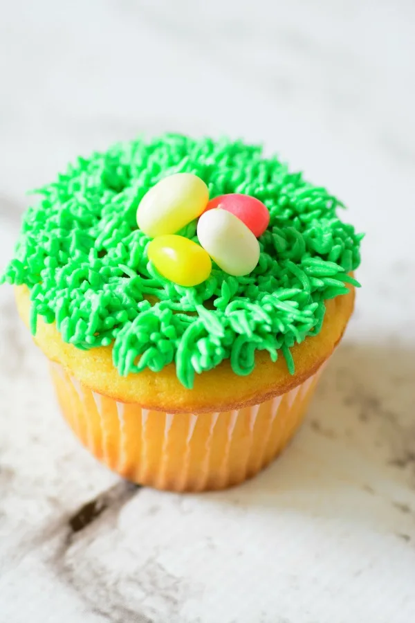 easter-eggs-cupcakes-4