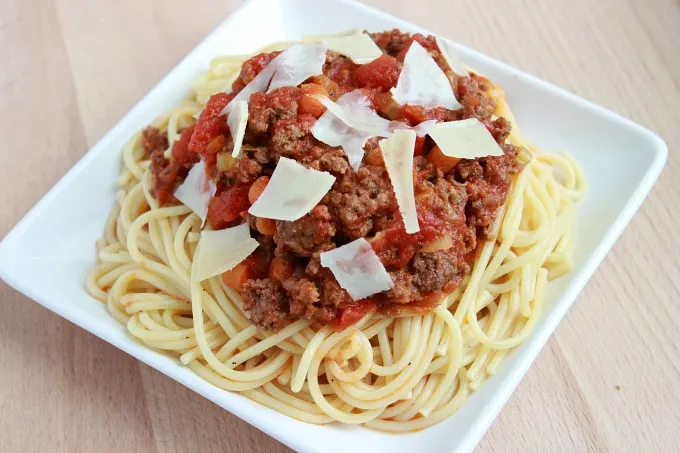 Spaghetti-with-San-Marzano-Tomato-Meat-Sauce