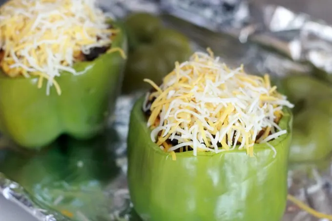 crunchy-taco-green-peppers-cheese