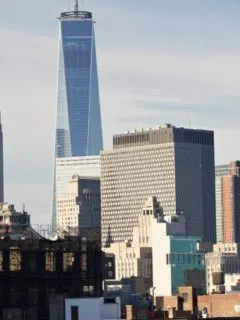 friends-building-nyc - The Latina Homemaker