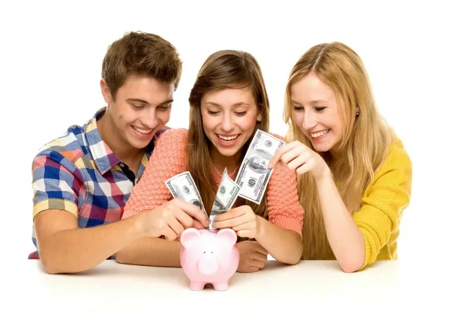 Teaching Teens How to Manage Money-We can help shape our teens future choices and the way they handle finances from a very young age. Here are some simple ways you can help them. 