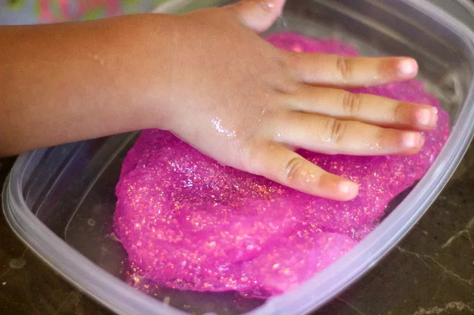 glitter-slime-stem-project