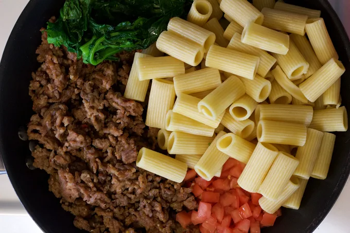 rigatoni-salsiccia-skillet