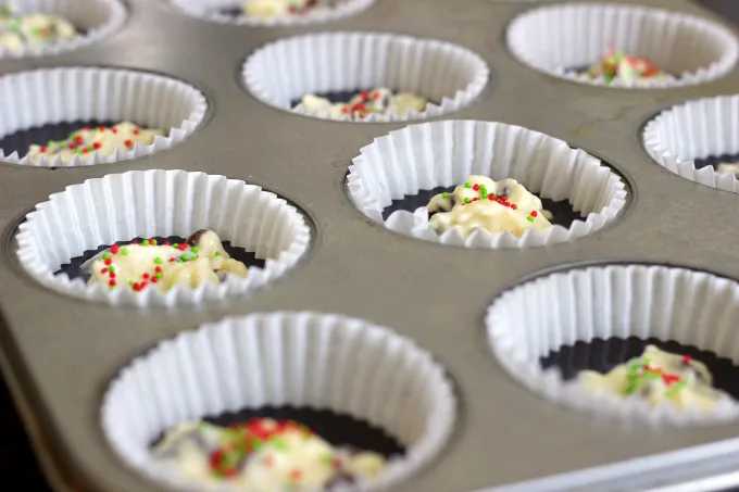 dark-chocolate-cream-cheese-cupcakes-step-1